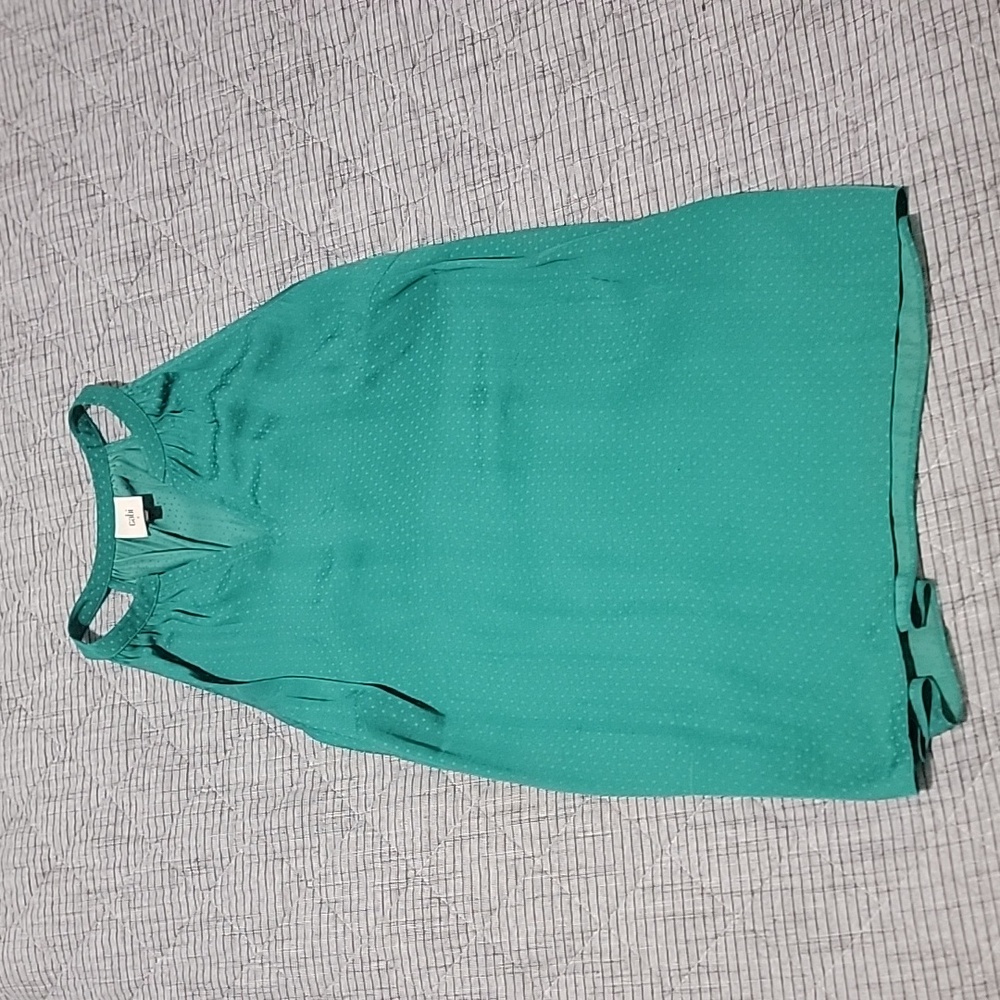 Cabi top